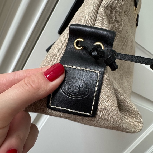 Dooney & Bourke Vintage Beige Canvas Handbag with Black Accents - Picture 9 of 9